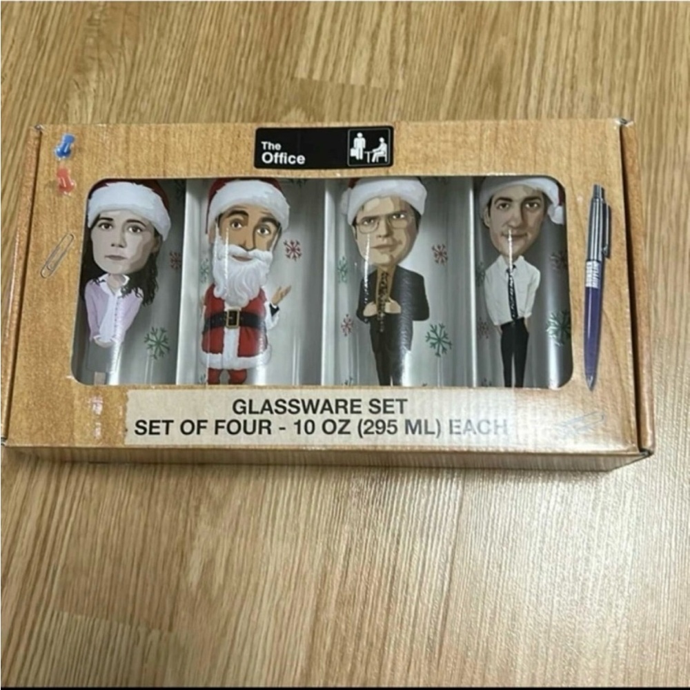 Holiday Glassware Set - 4 Pack